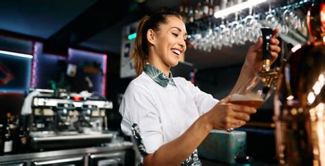 bartender salary with tips.